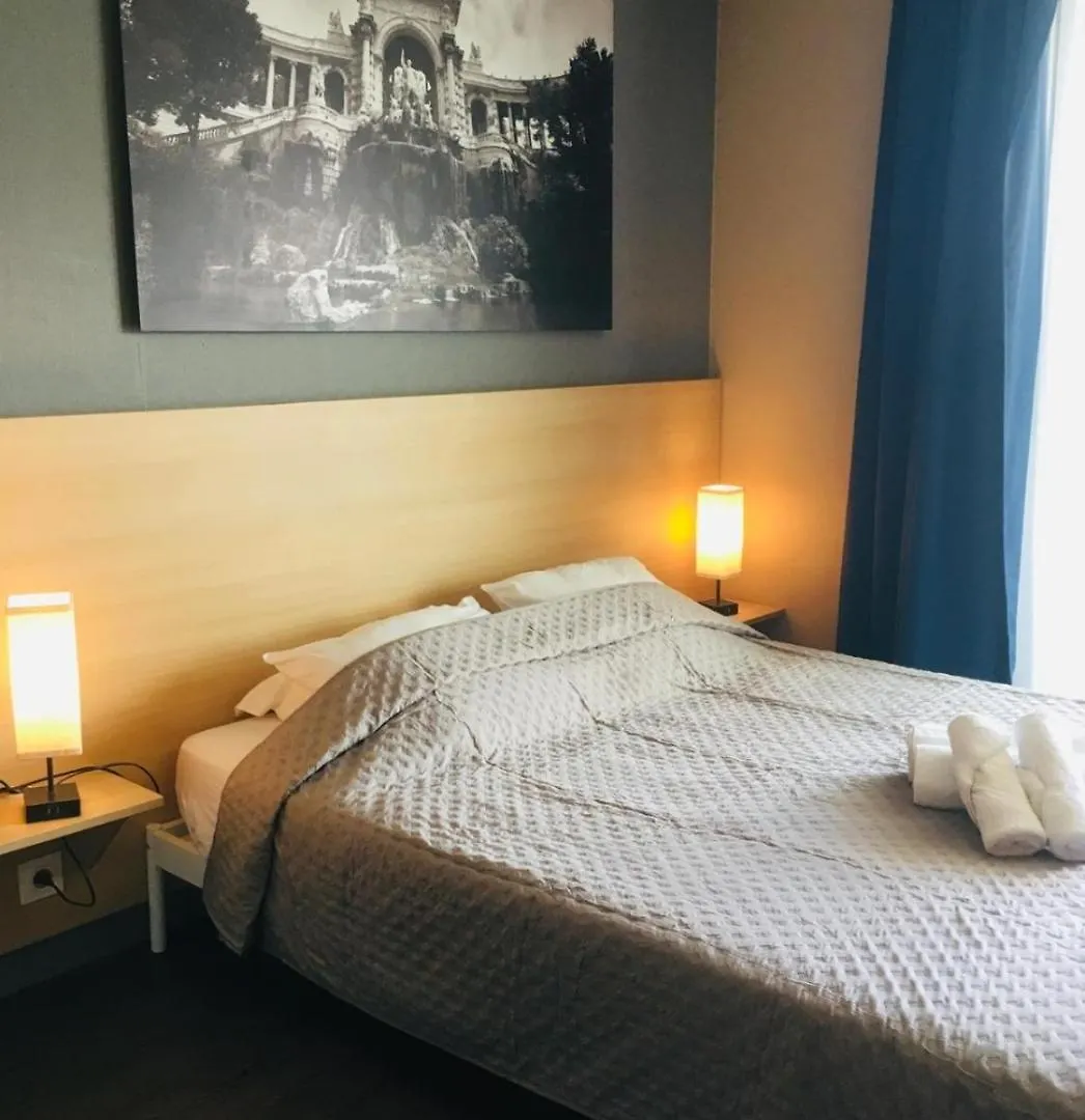 Bord De Mer! Studio Terrasse ,Prado Plage Марсель Апарт-отель